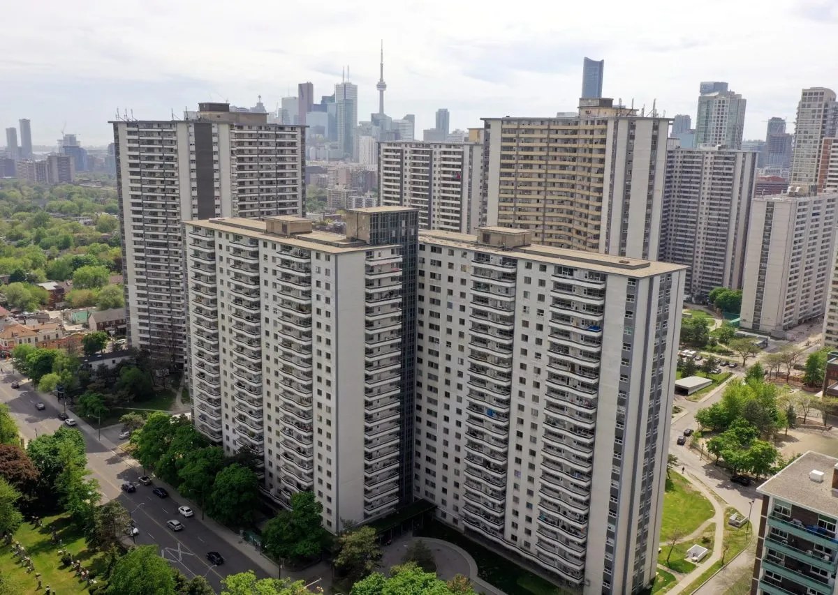 Multi-Family and Apartment Complex Roofing