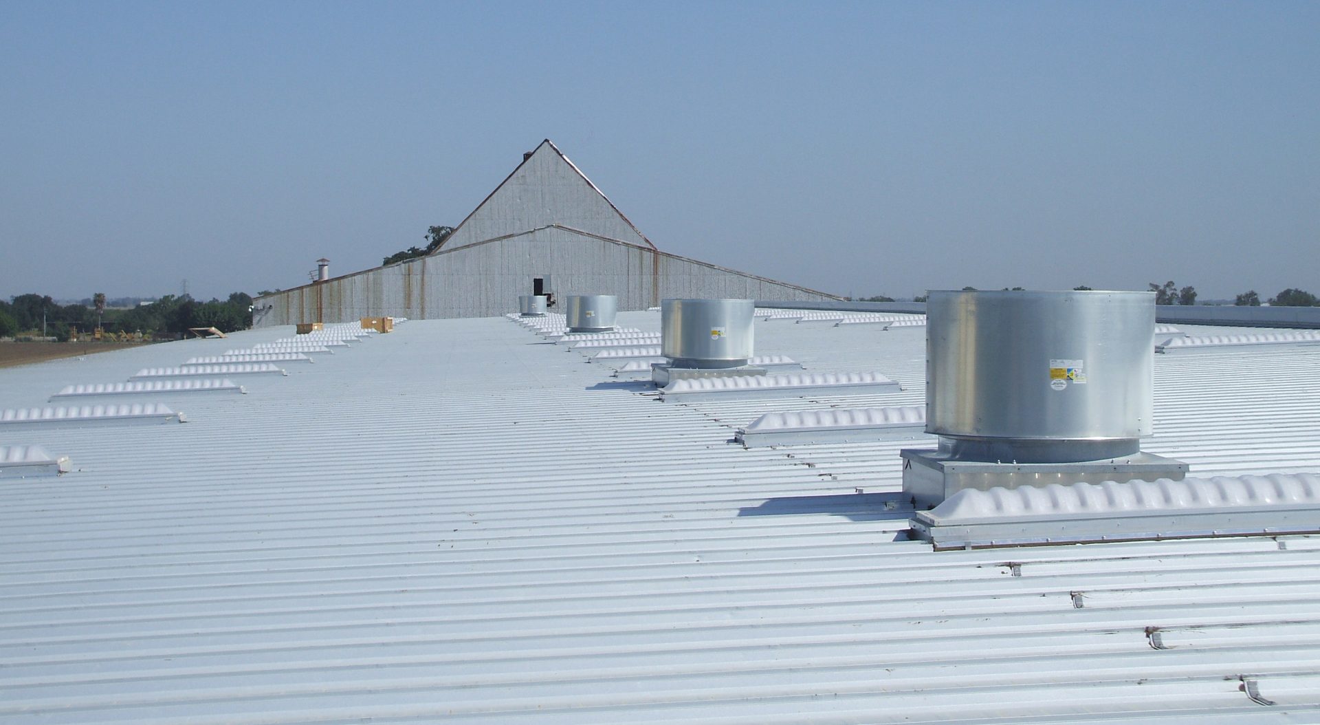 Pharmaceutical & Lab Roofing